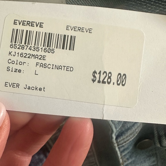 Evereve Faded Light Blue Denim Jacket - Picture 4 of 4